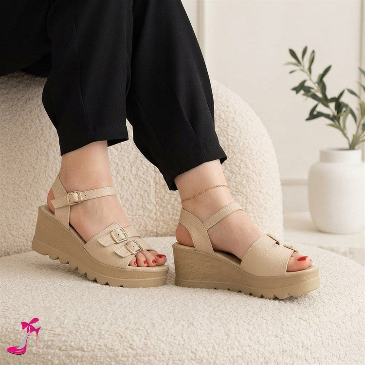 صندل طبی بندی لژدار زیره پیو دارای پد خارپاشنه رویه چرم صنعتی قالب ارسال رایگان کار یک سایز کوچیک نوع کفی چزم صنعتی سایز 36تا 41